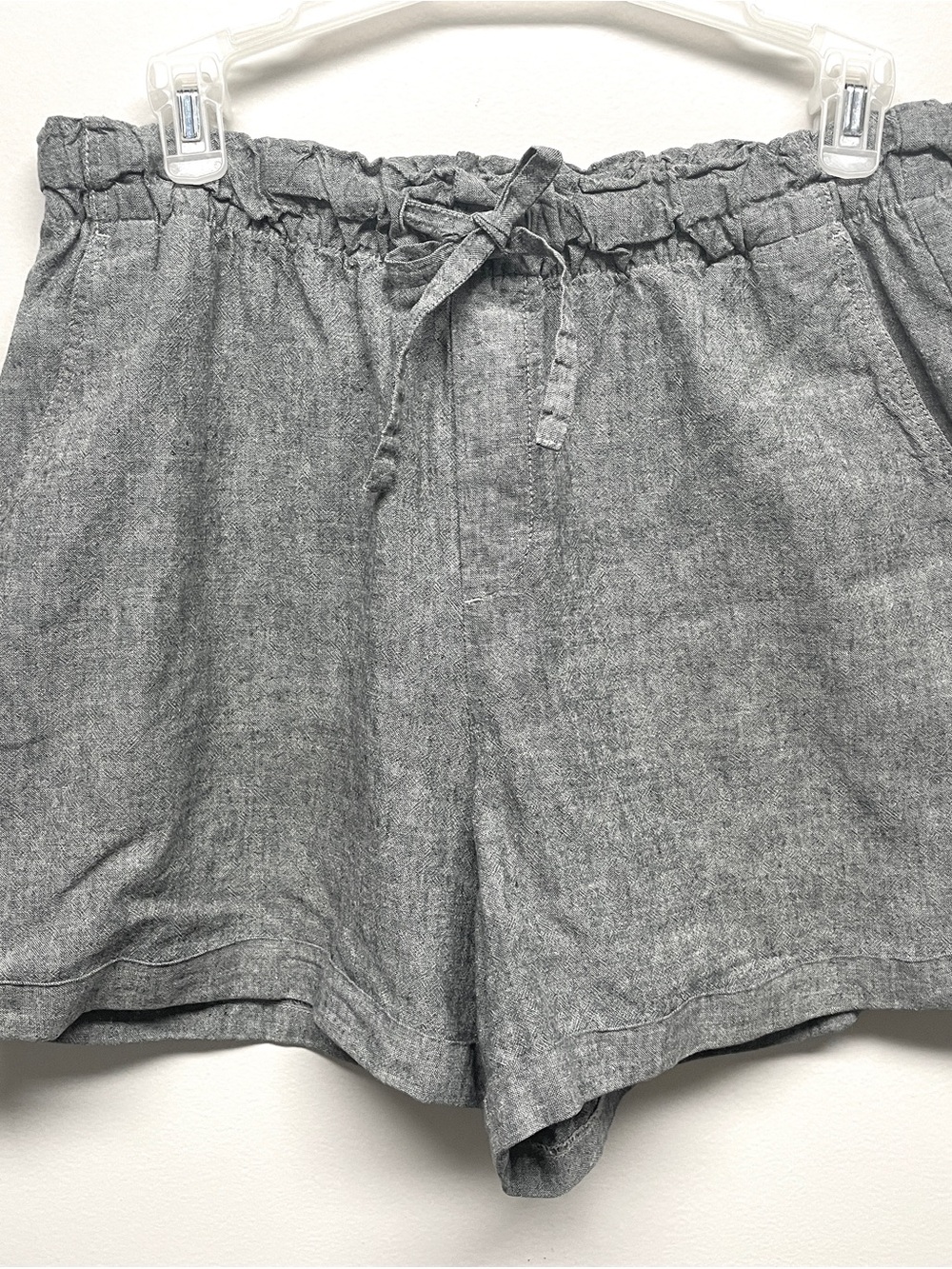 Uniqlo Gray High-Waist Drawstring Linen-Blend Shorts